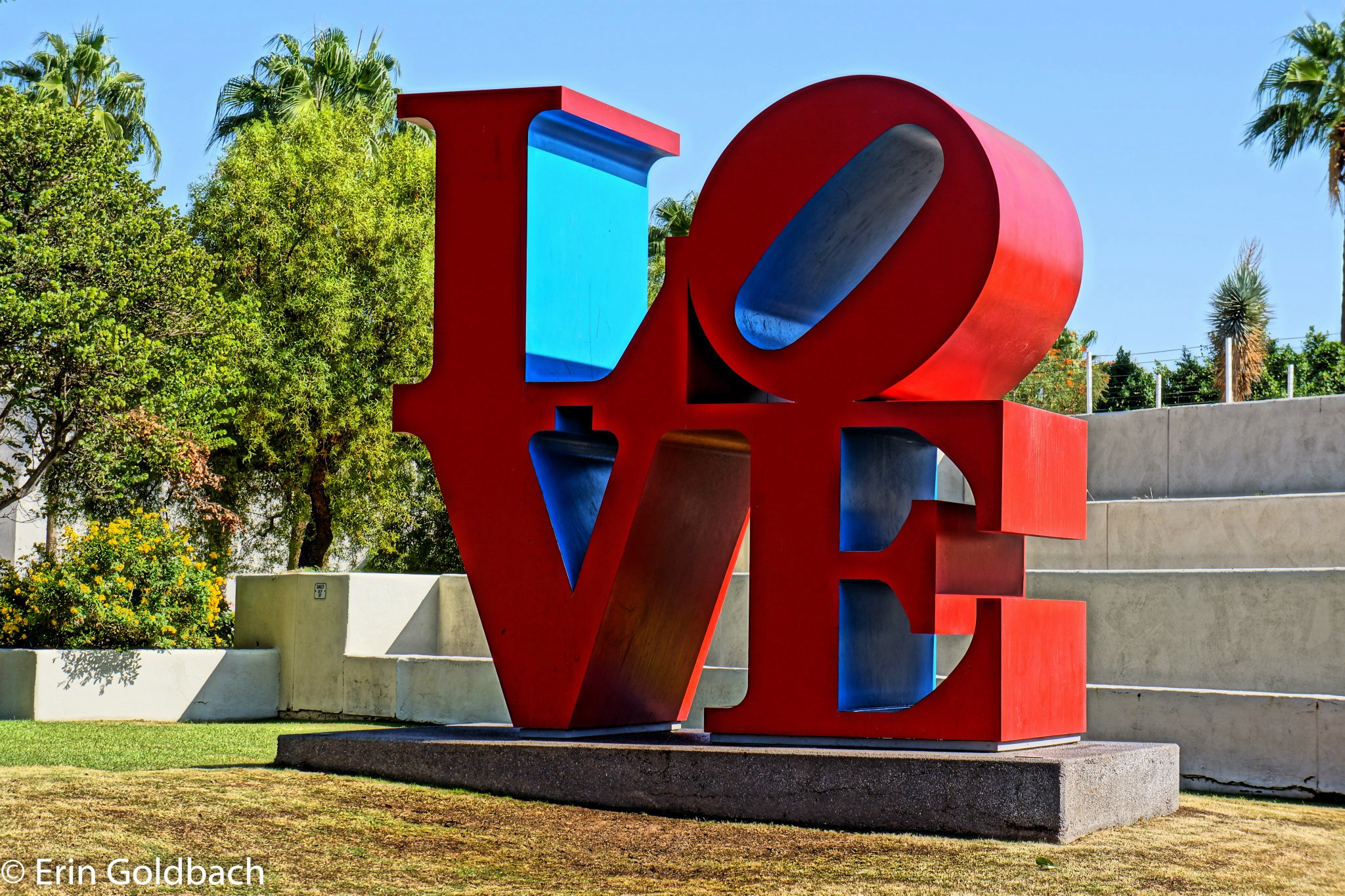 photo of love sculpture